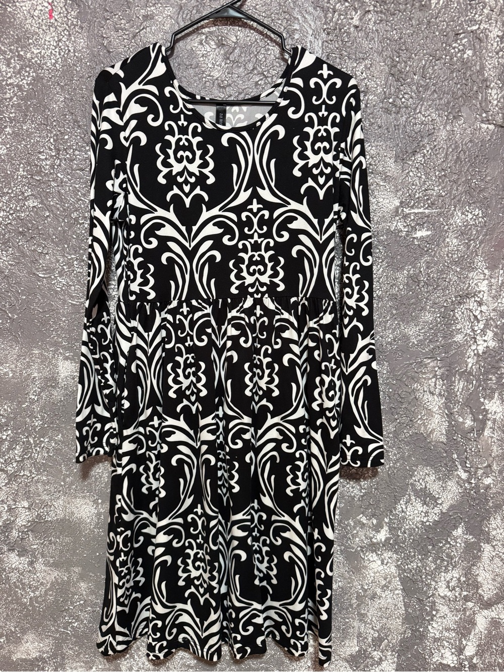 Black & White Long Sleeve Printed Tiered Dress